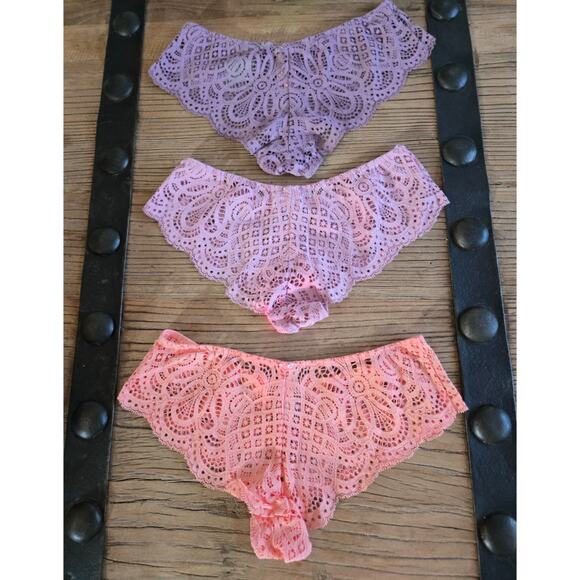 Victoria's Secret Lace Dream Angels Cheeky Panty Bundle Sz XS New 3 pieces - Picture 5 of 5